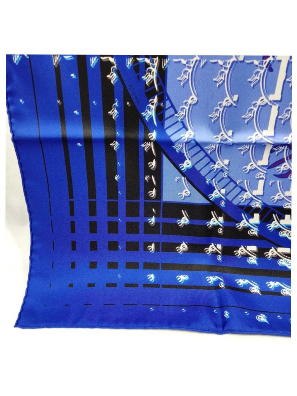Authentic Hermès Carré 90 Ginza Limited Edition Silk Scarf - Picture 9 of 10